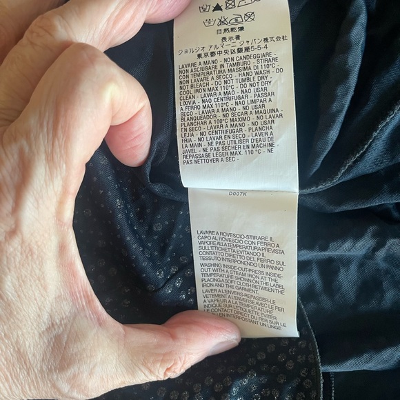 Vintage Armani Elegant Black Sleeveless Top - Picture 4 of 13